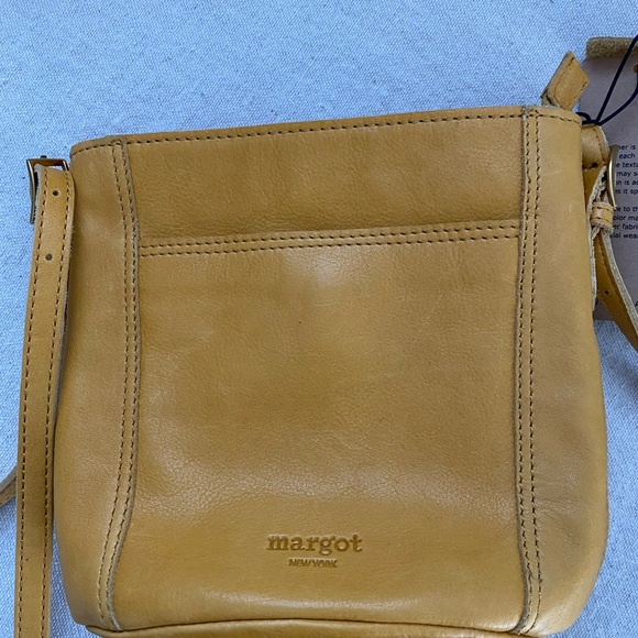 🆕Margot New York🔥
Mustard Yellow Iris Bucket Leather shoulder Purse - Picture 5 of 7
